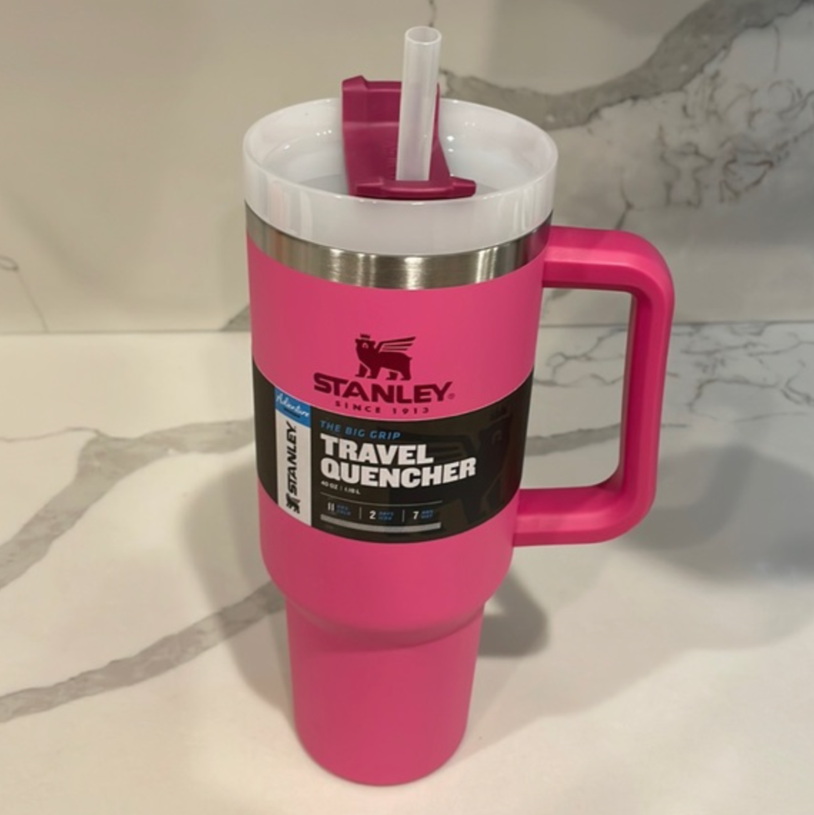 Quencher 40oz Tumbler with straw and lid (Hot Pink)