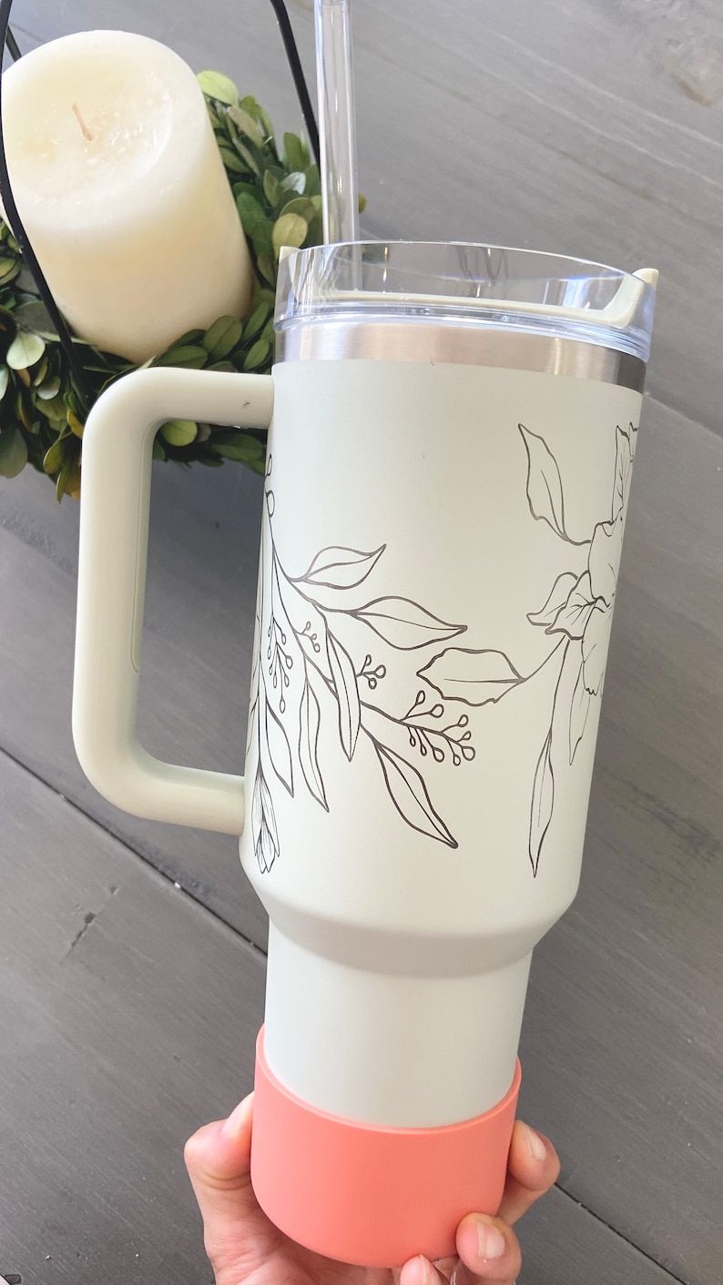 Floral Engraved 40 Oz Tumbler, Etched Tumbler With Handle, Similar to  Stanley Quencher Tiktok Cup, Mug With Straw and Handle, Gift for Her 